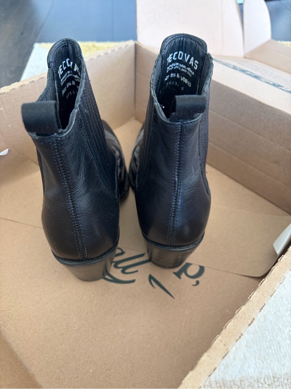 Tecovas Black Leather Chelsea Booties with Pull Tabs